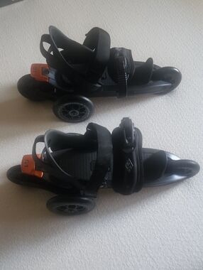 Cardiff Skates Model S1 Adult Adjustable Step In Skates Men 4 -13 Women 5.5 -14